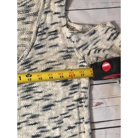 Knit cold-shoulder blouse LNA size Medium Made in USA - Picture 6 of 7